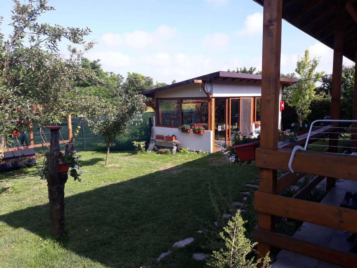 Къща За Гости Ваканция Ezerets Exterior foto